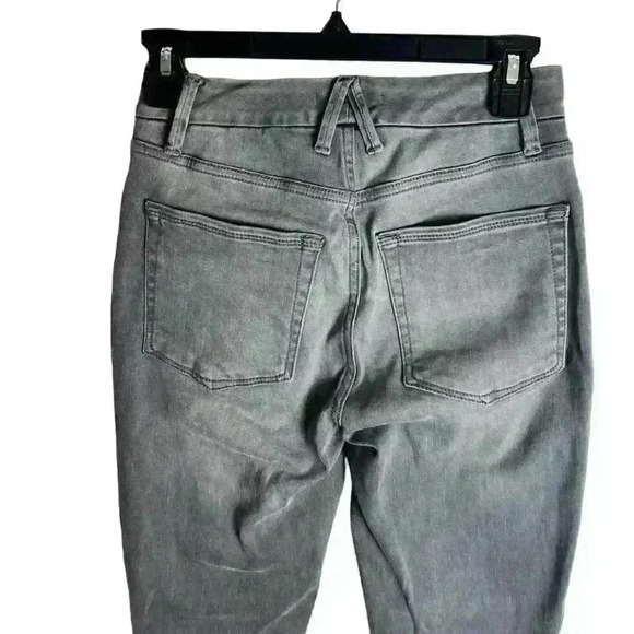 𝅺good American Good Legs Crop Raw Edge | Black071 Size 0/25 - Picture 8 of 10